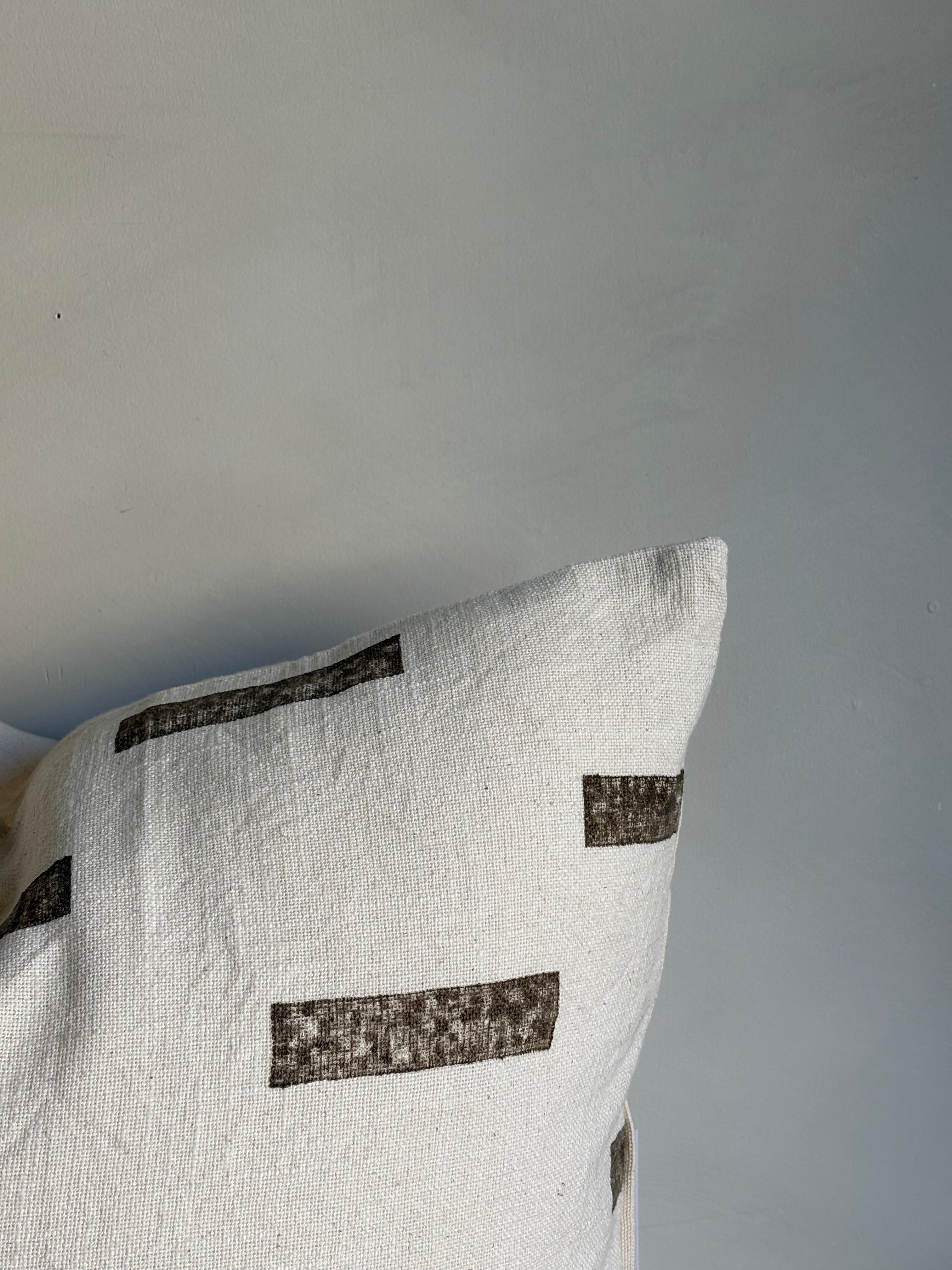 THE COLUMN | PILLOW COVER
