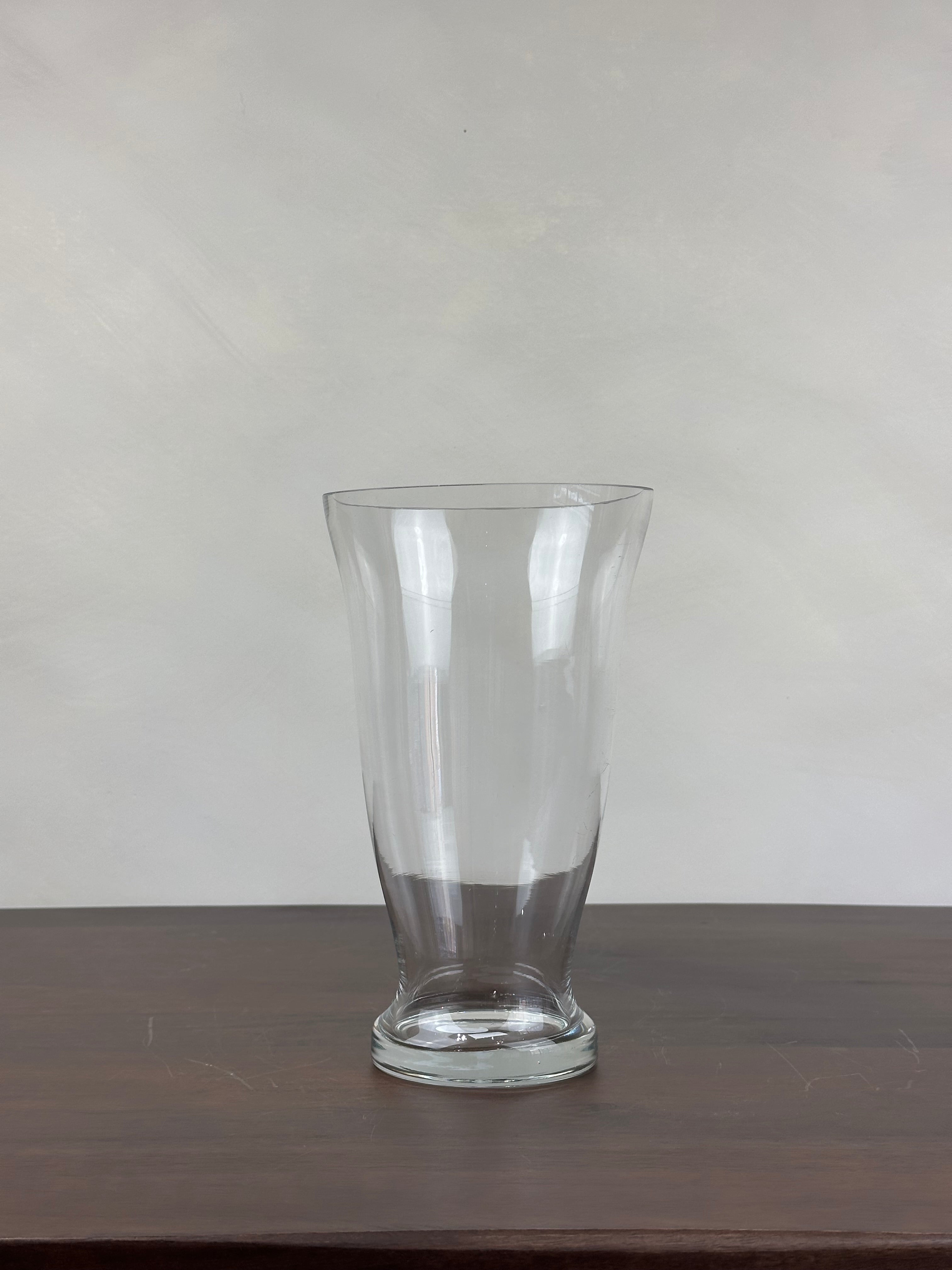 GLASS VASE - LARGE