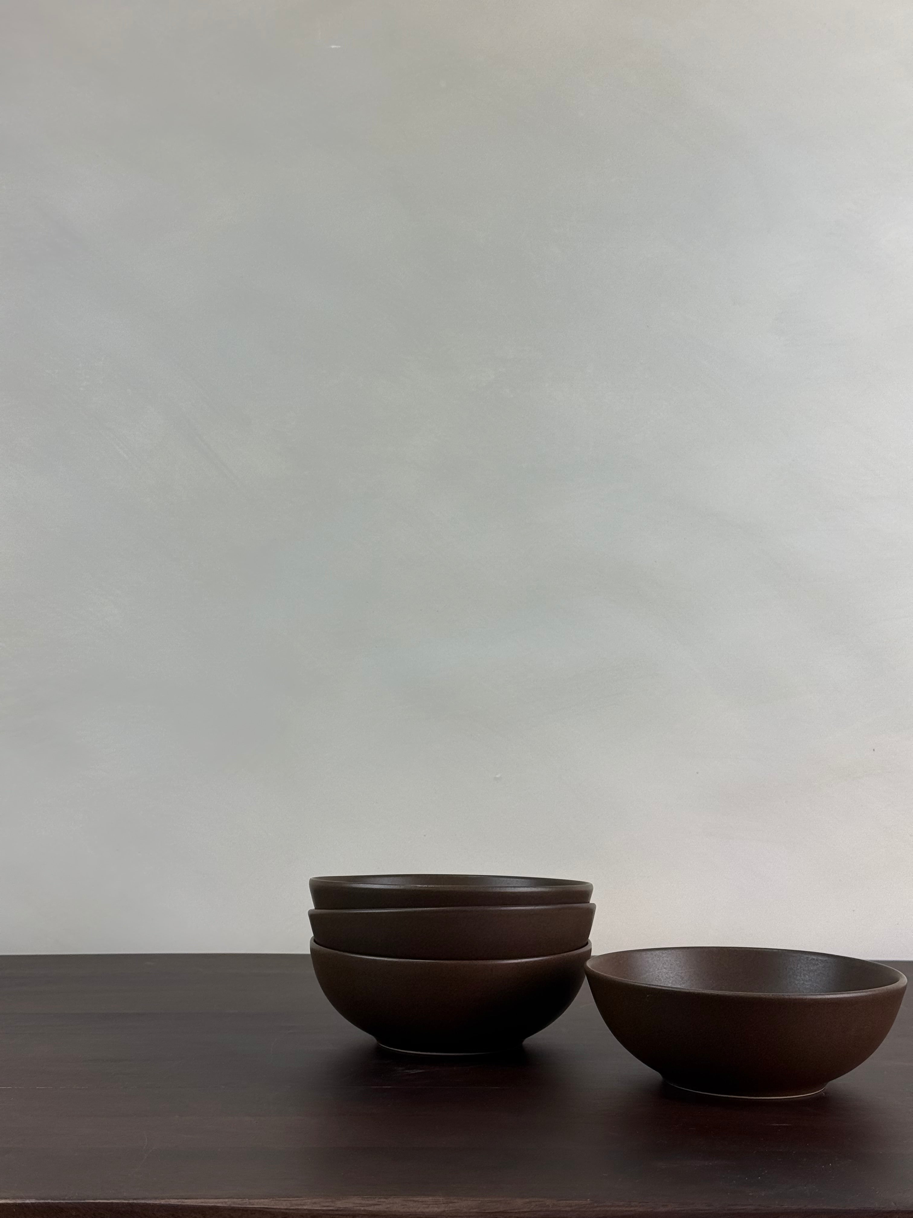 BROWN CERAMIC BOWL