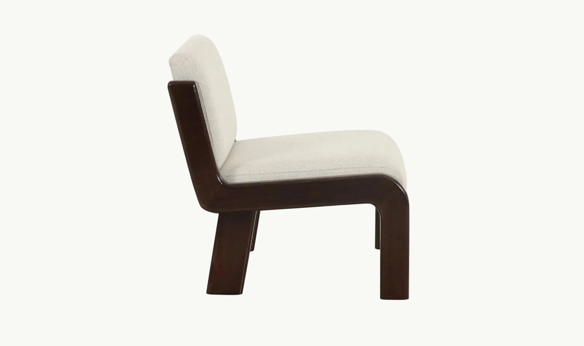 THE FAWN ACCENT CHAIR