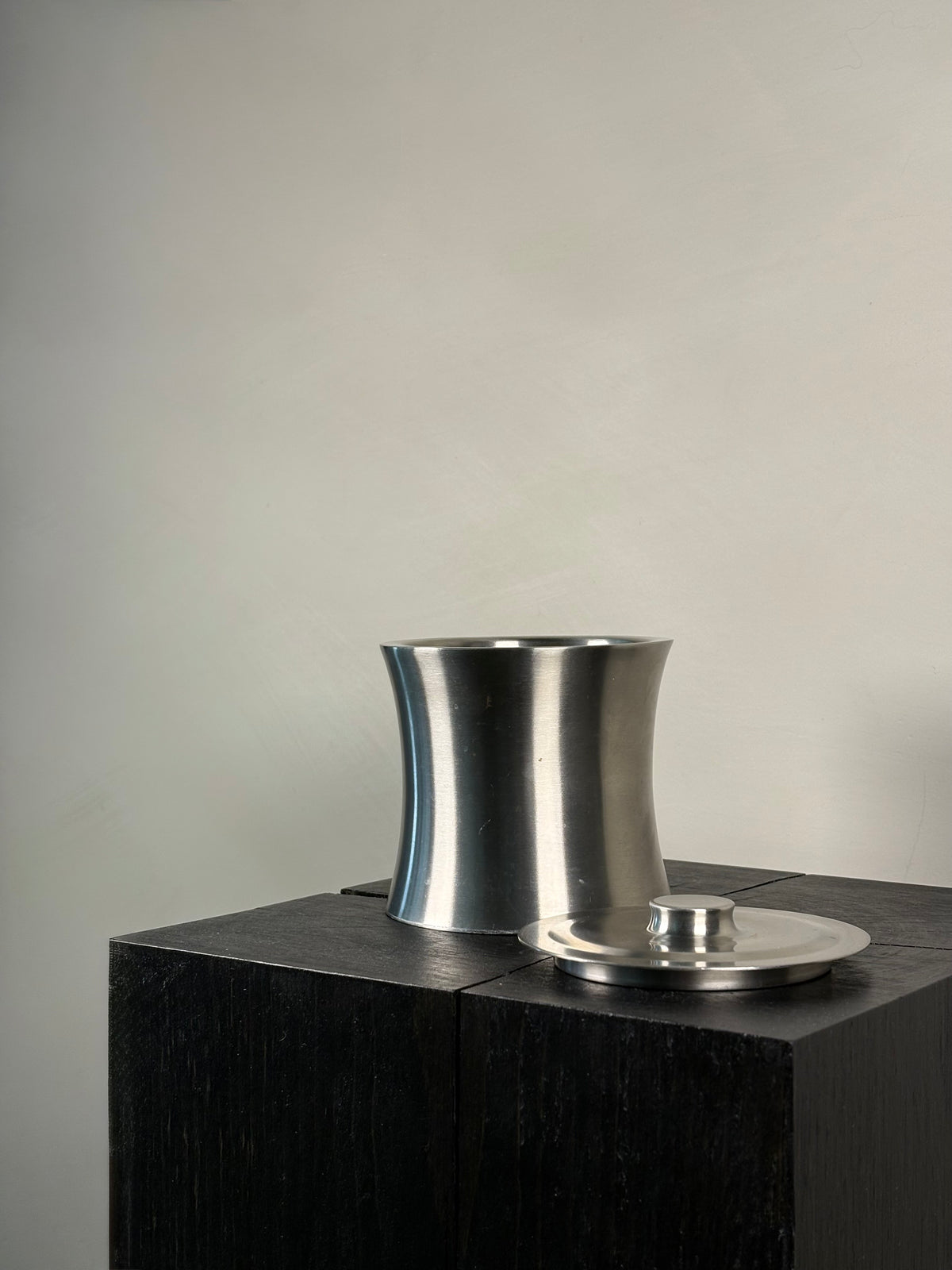 CHROME CANISTER