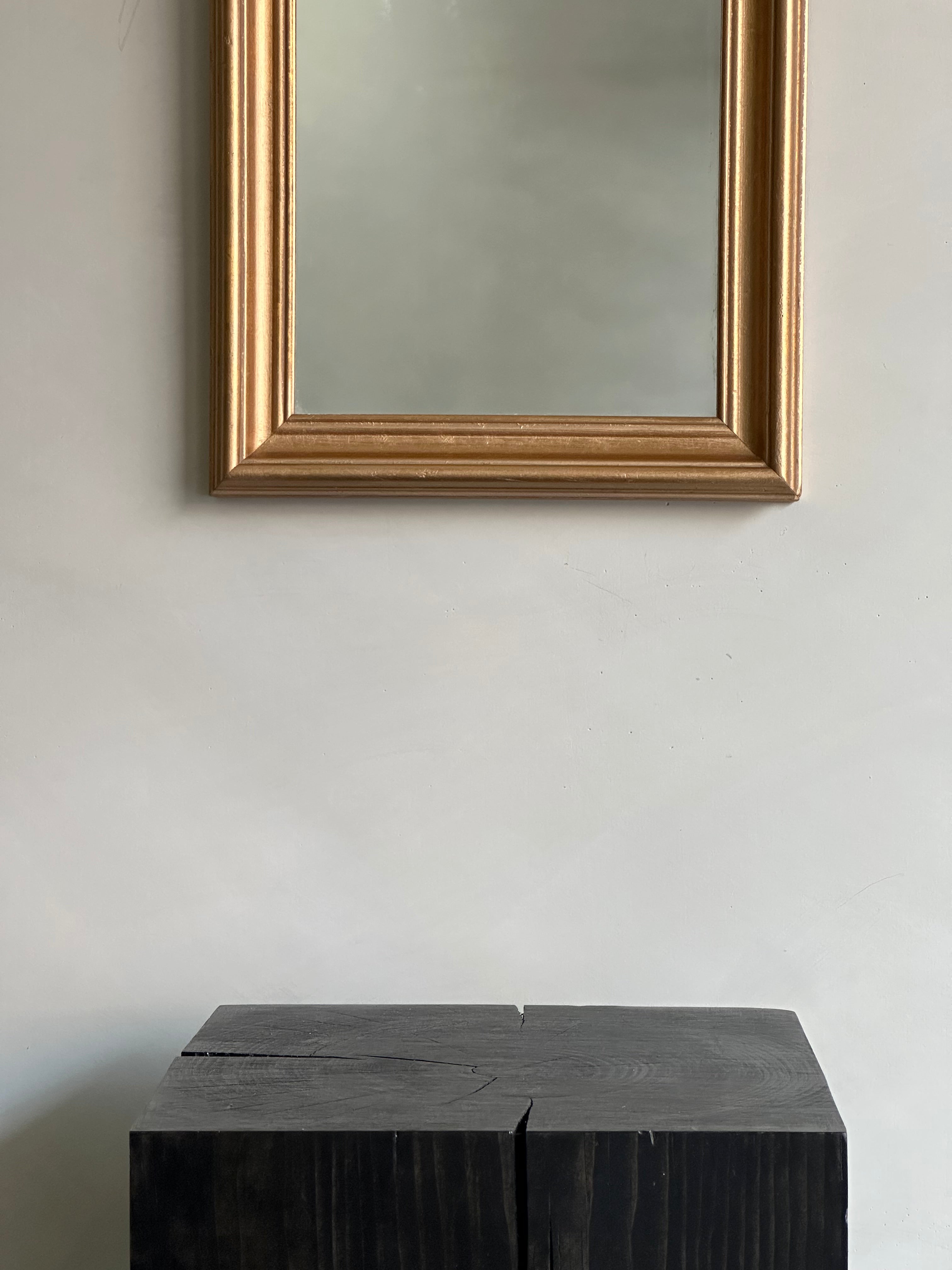 GOLD MIRROR