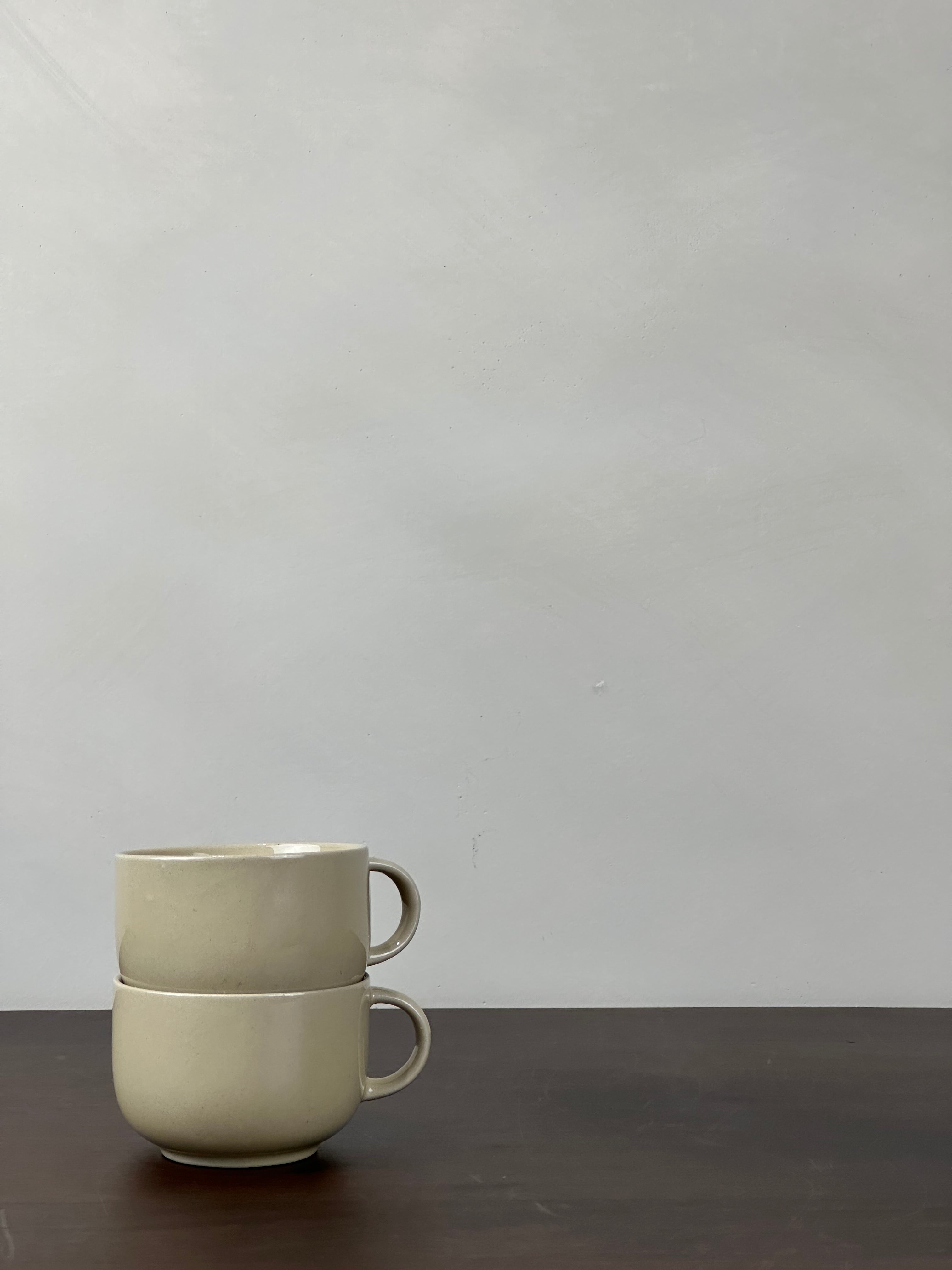 BIEGE CERAMIC MUG