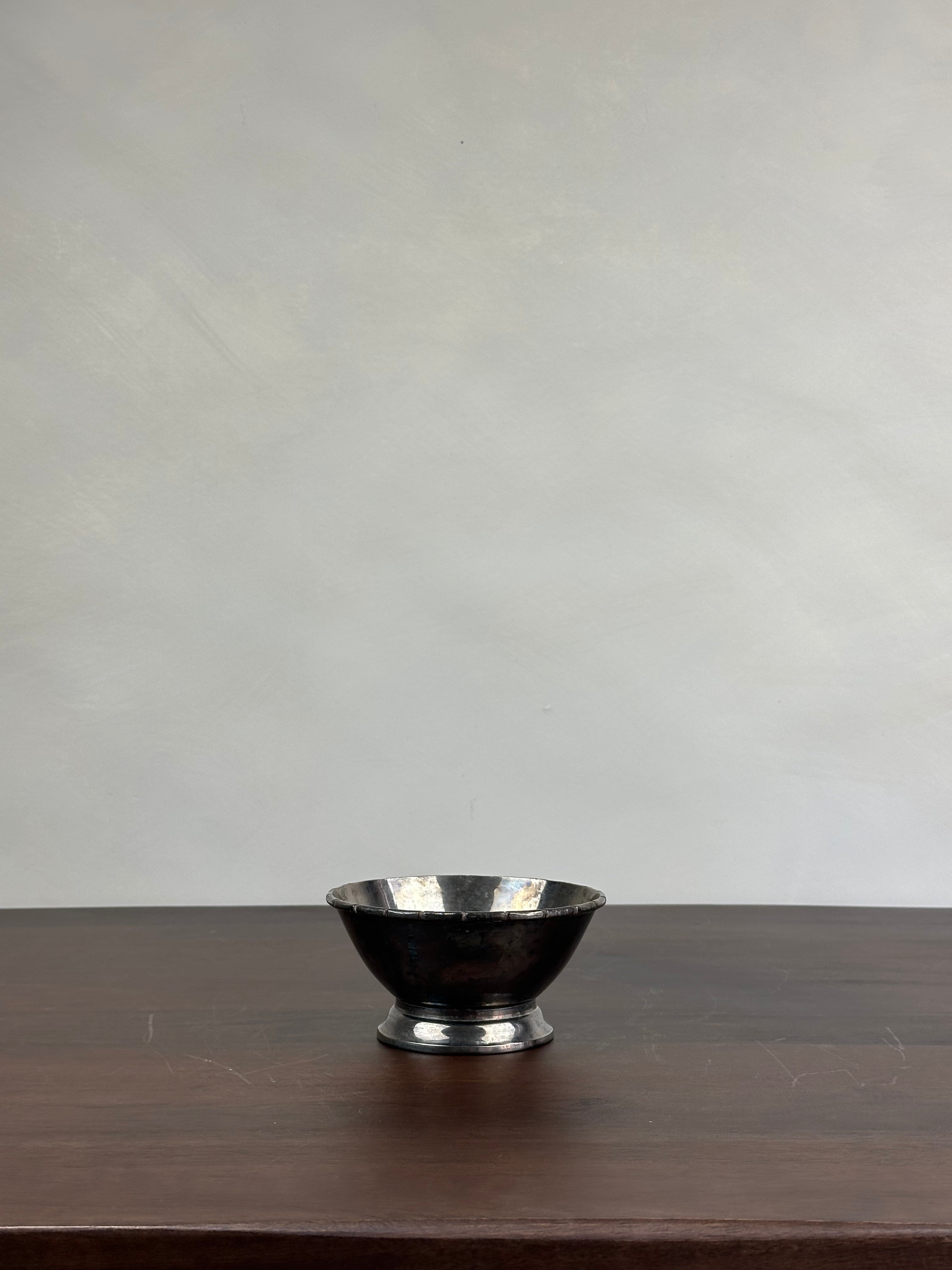 CHROME FOOTED BOWL