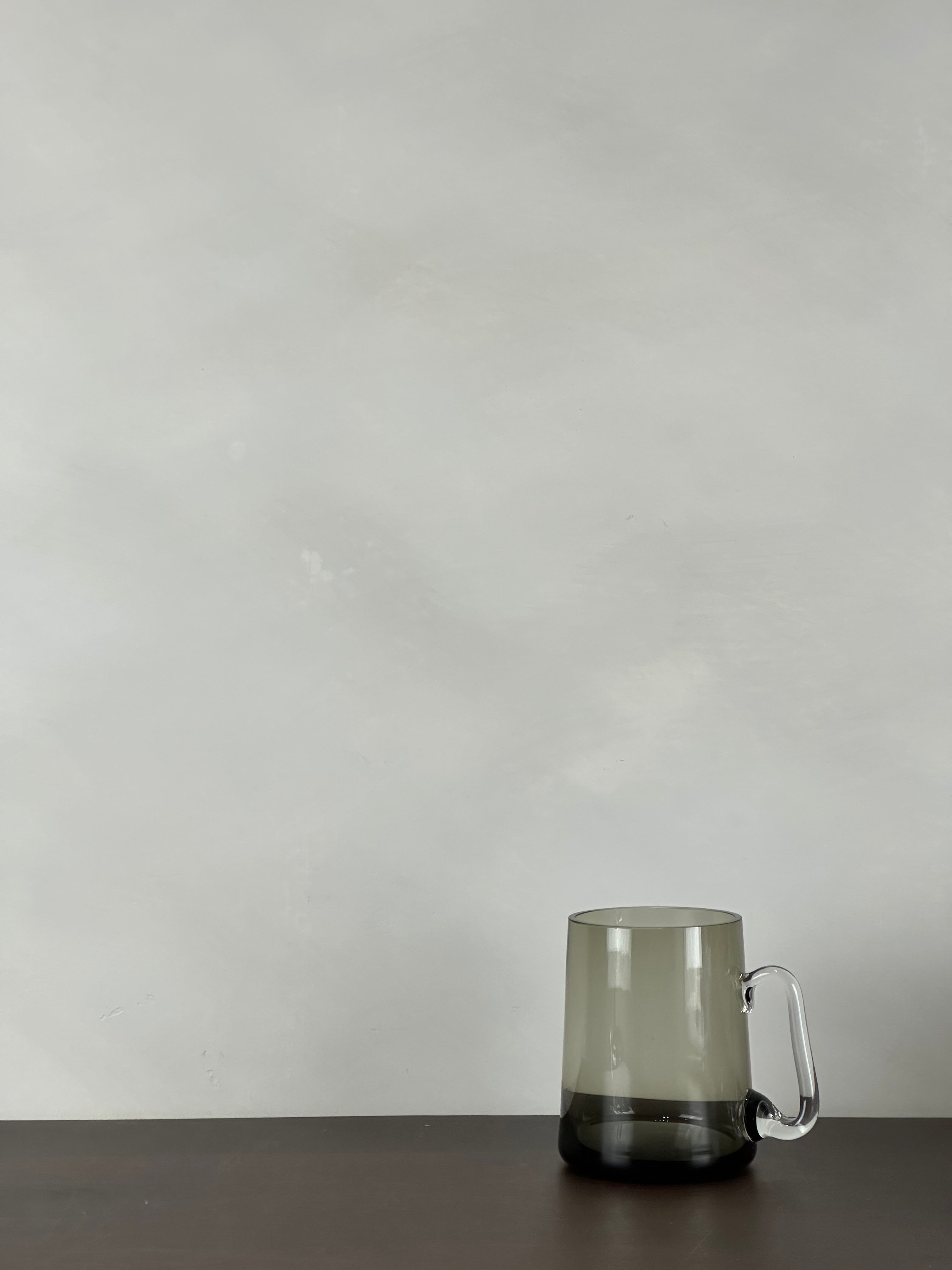 AMBER GLASS MUG