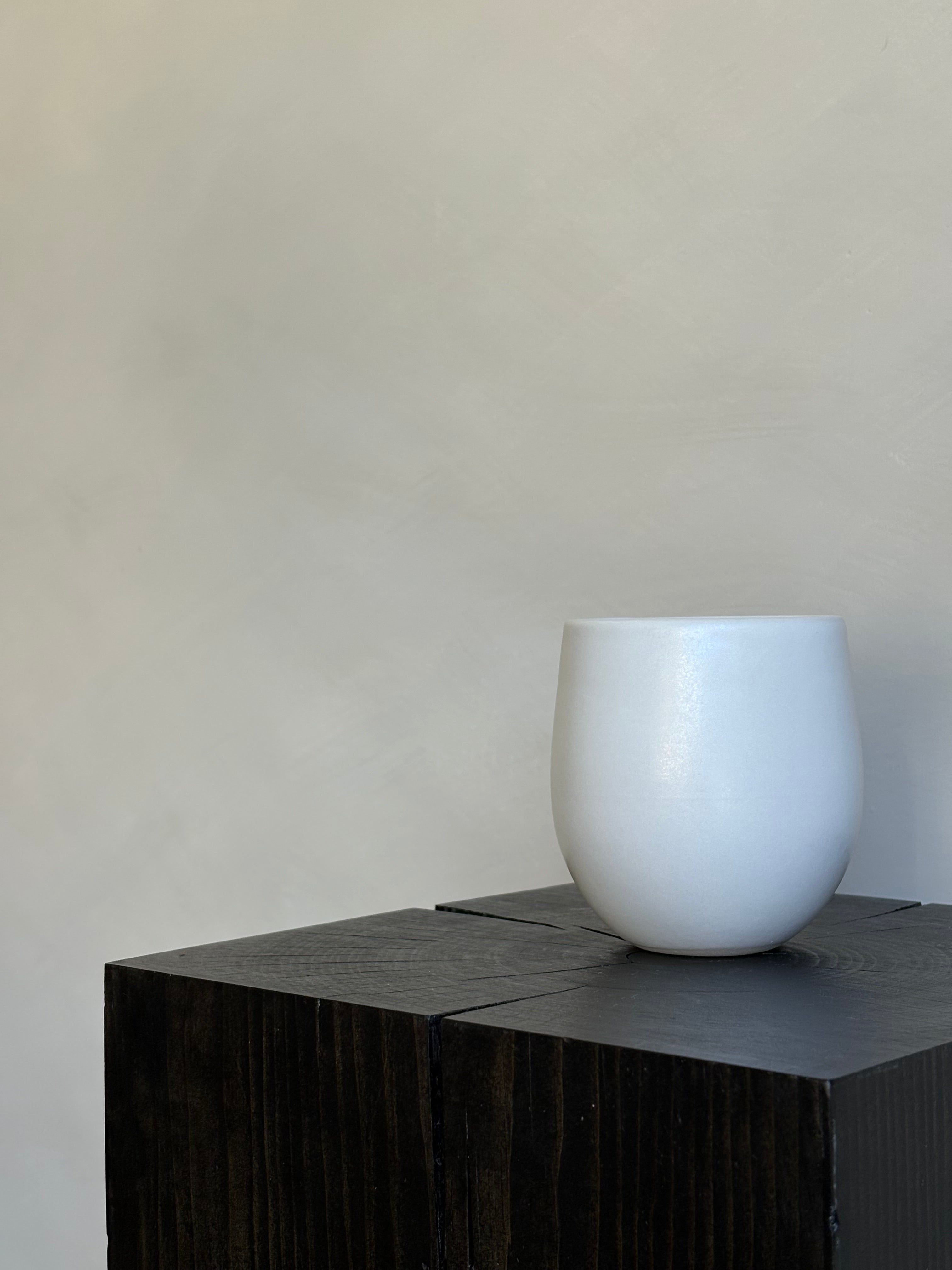 STONEWARE MUG