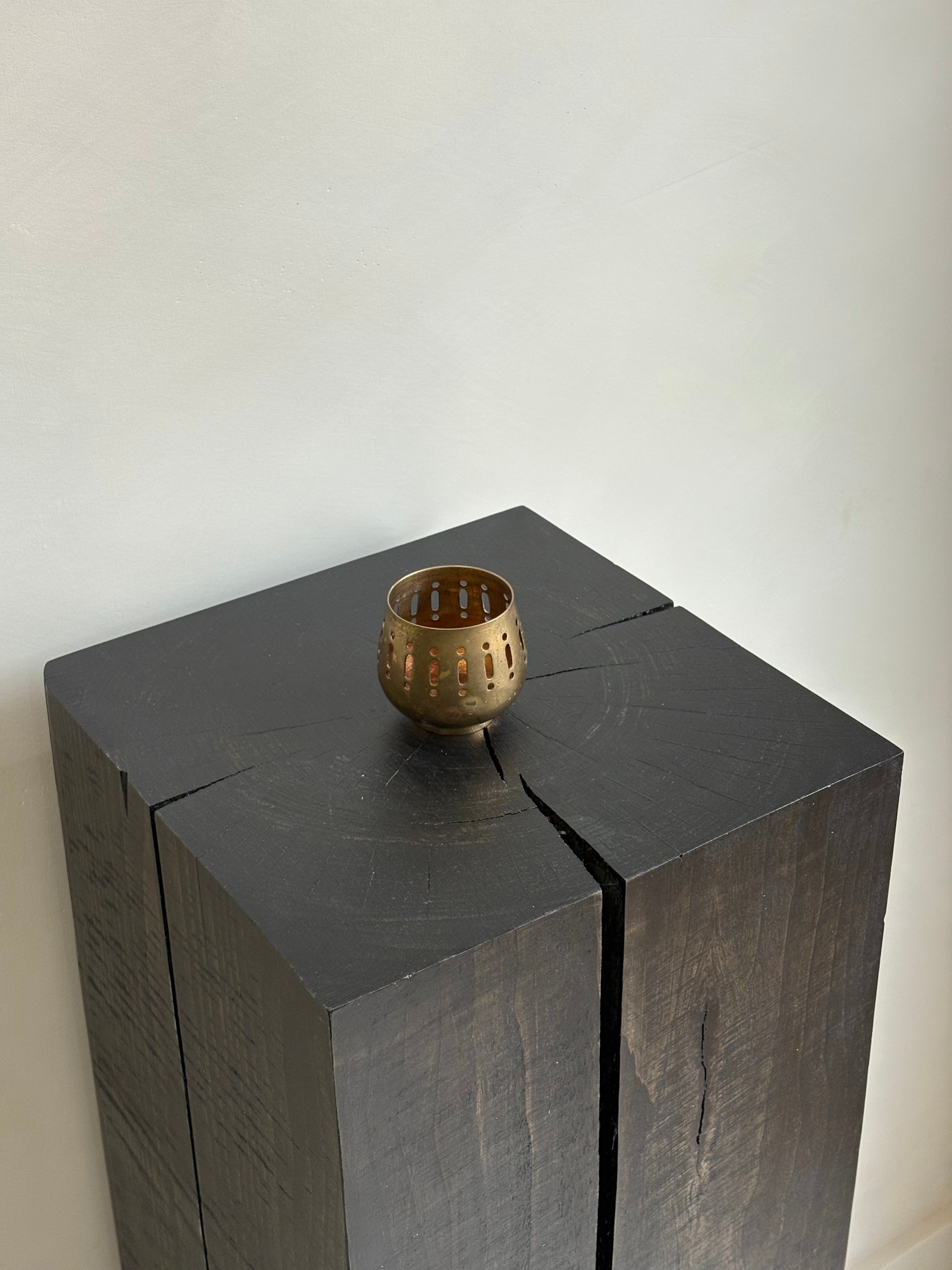 BRASS TEA LIGHT HOLDER