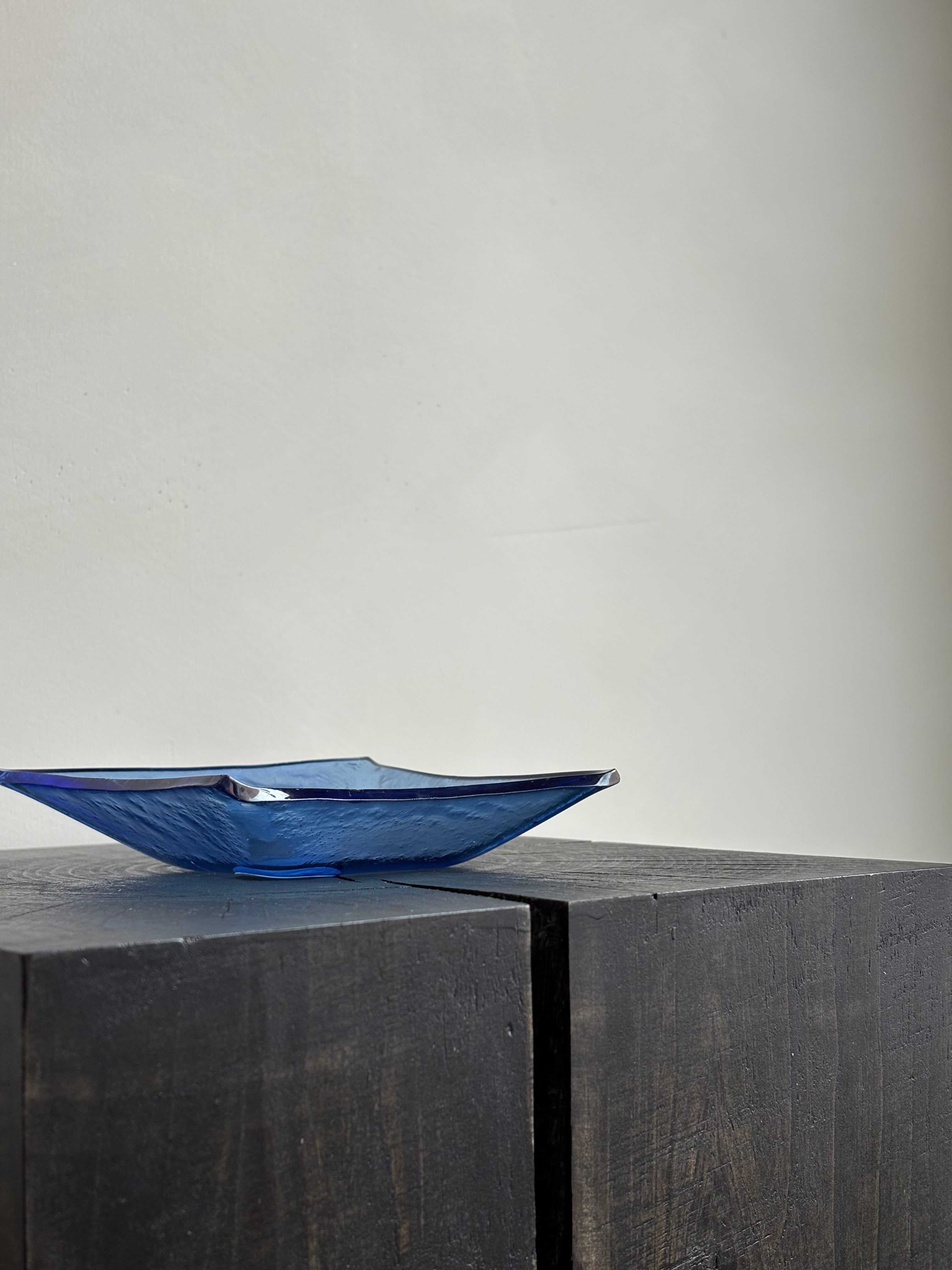 BLUE GLASS DISH