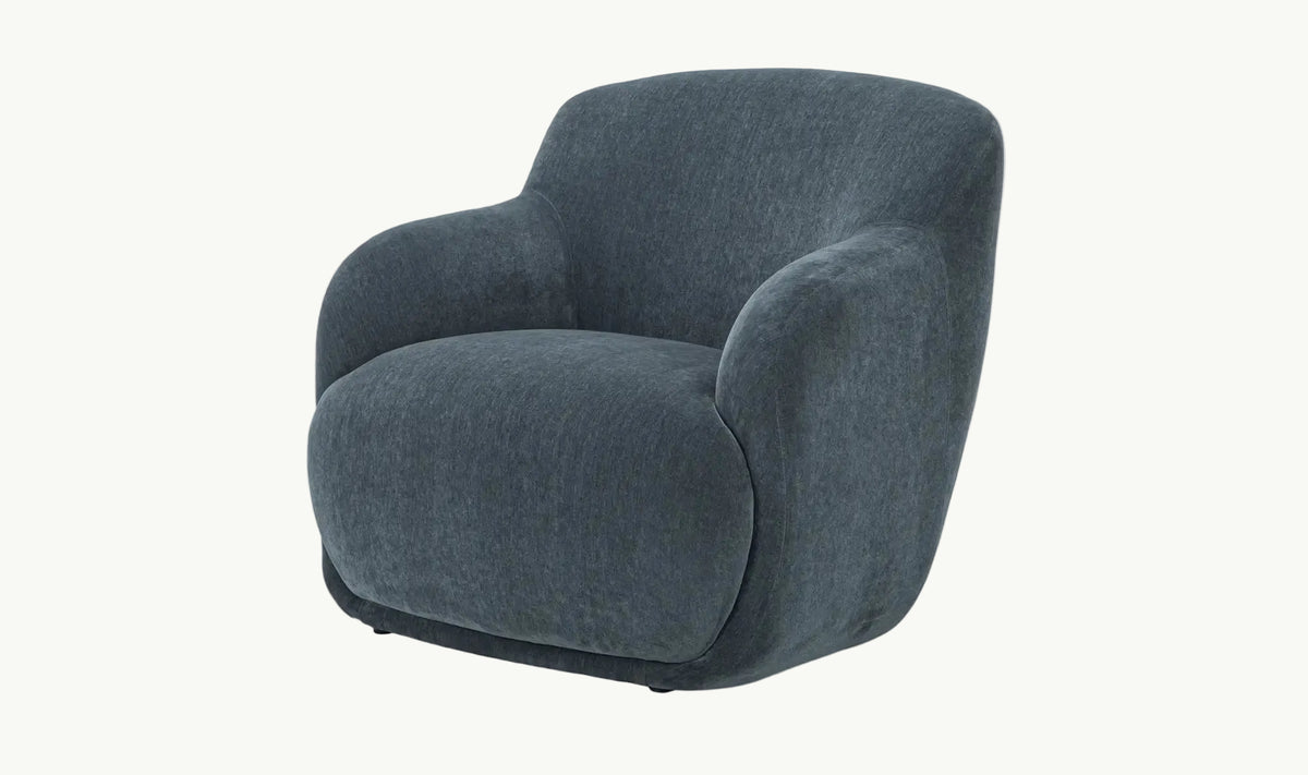 THE HADLEY LOUNGE CHAIR