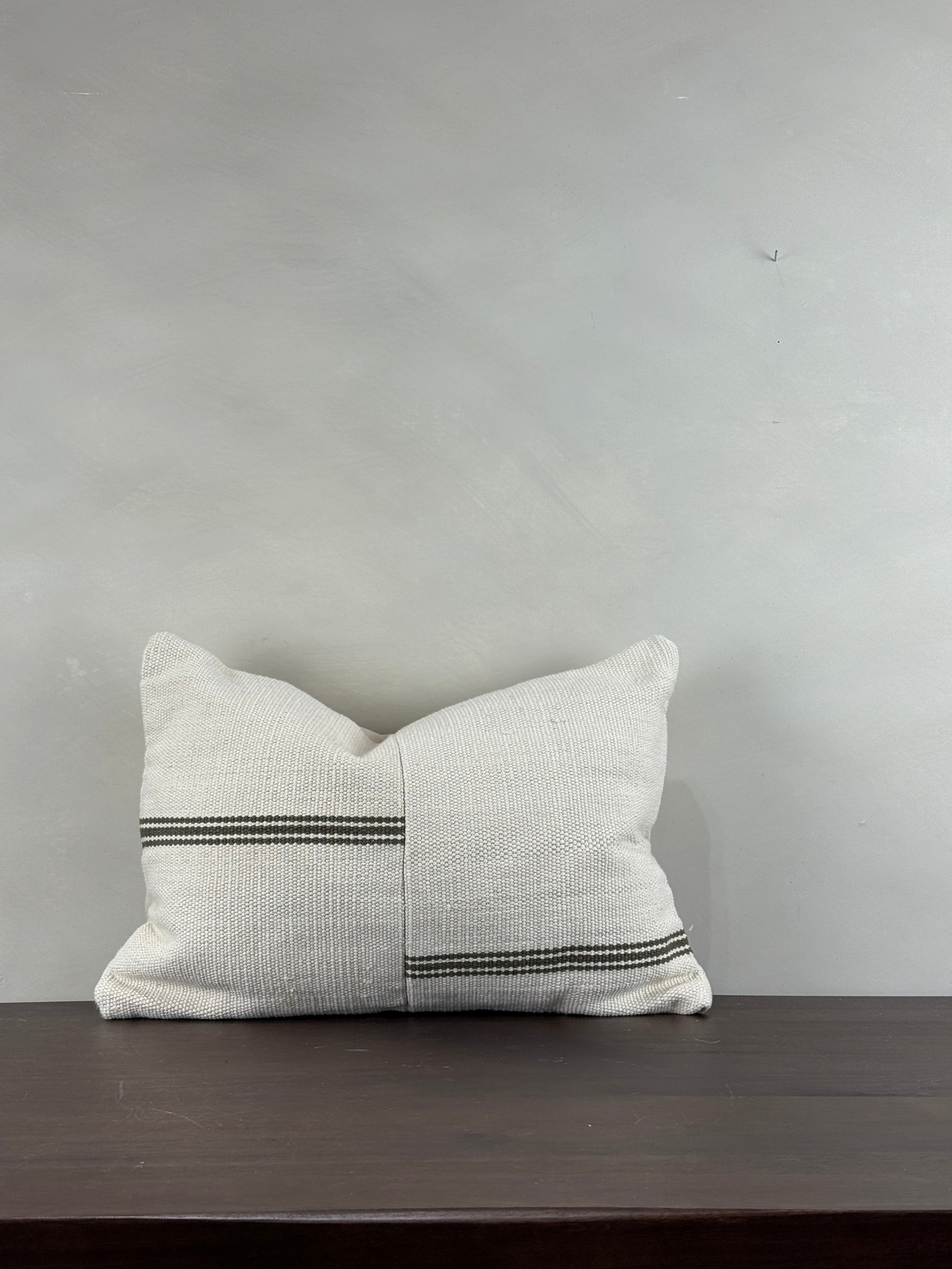 BENJAMIN | PILLOW COVER