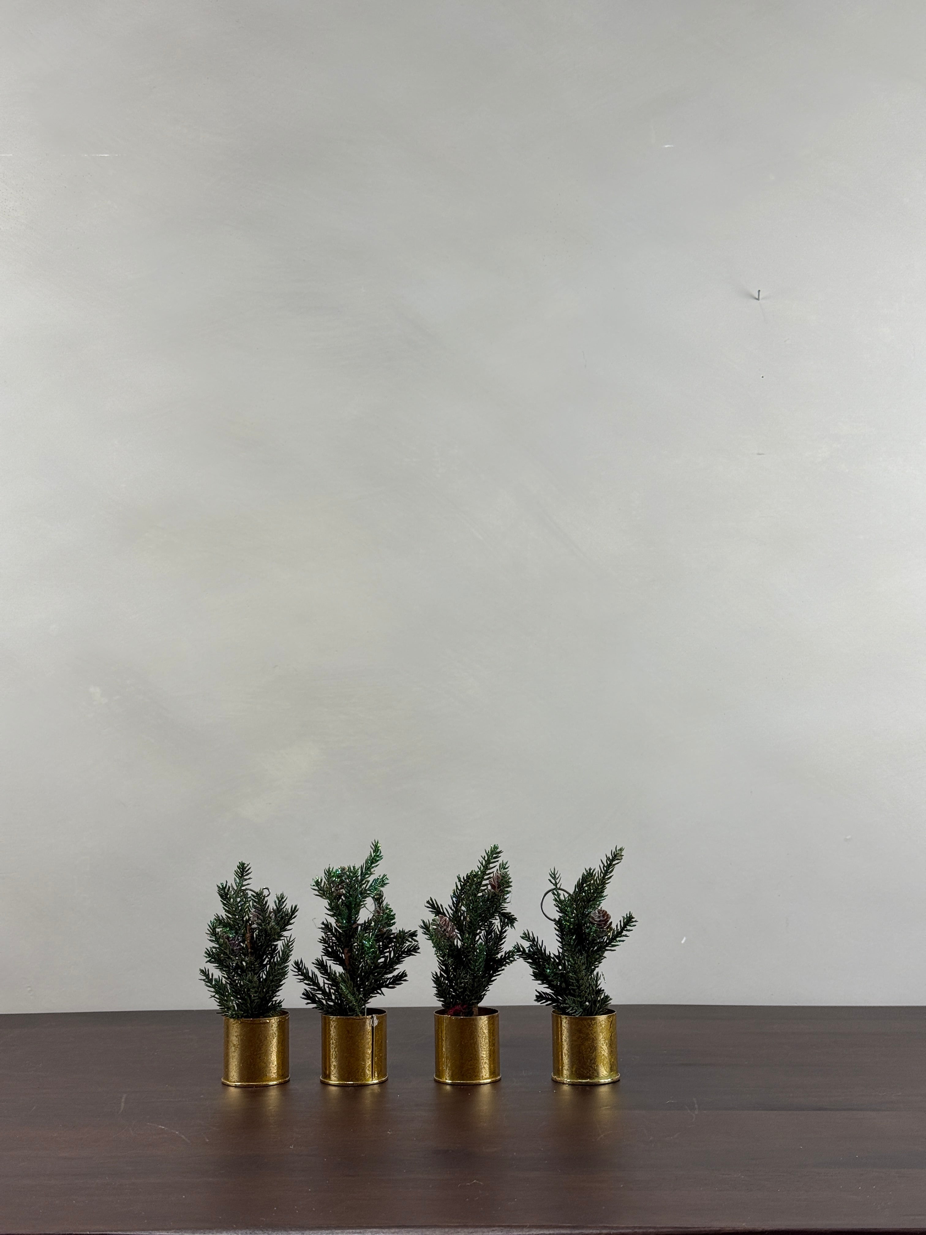FAUX PINE TREE PLACE CARD HOLDERS