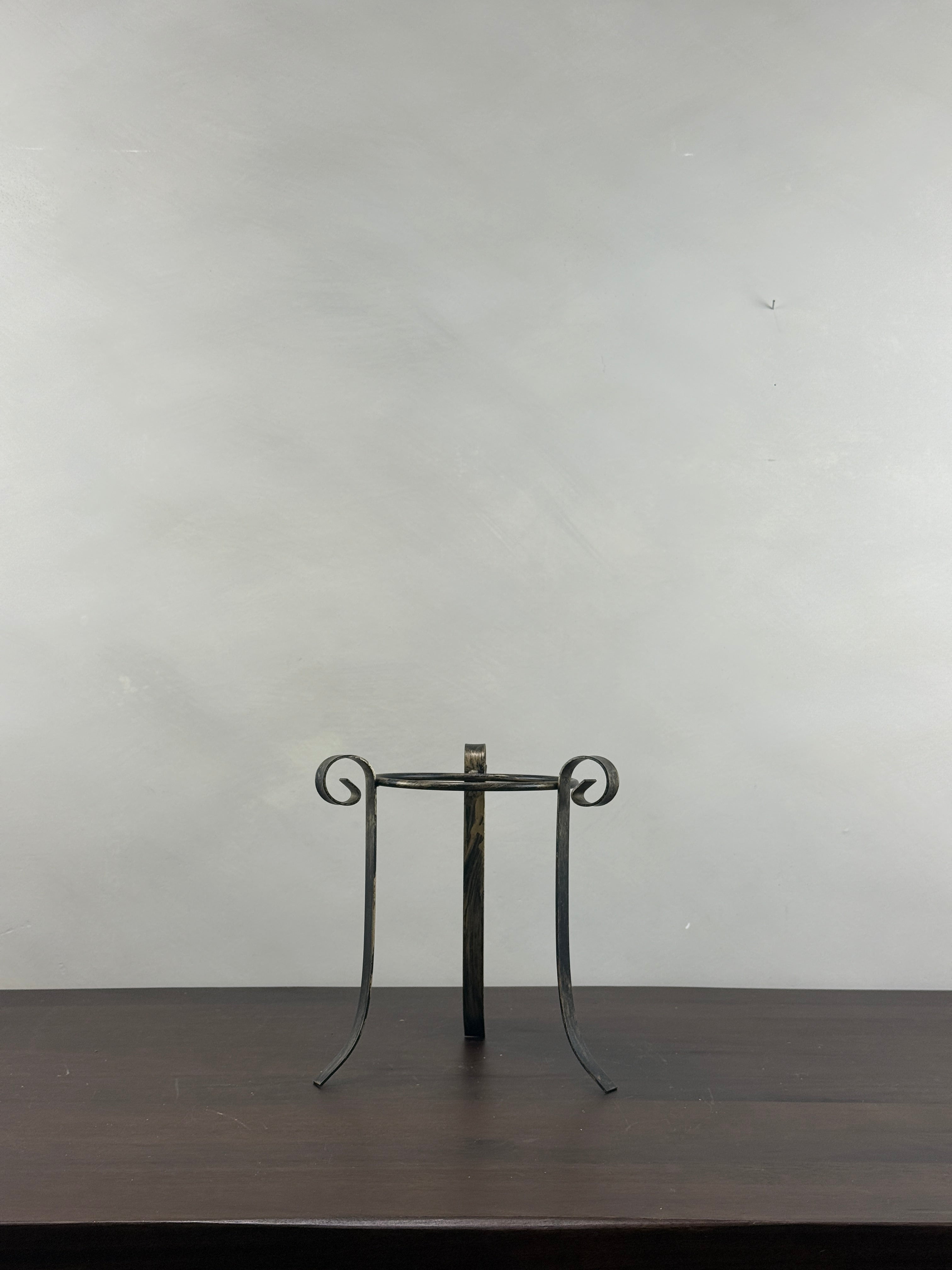 POT STAND