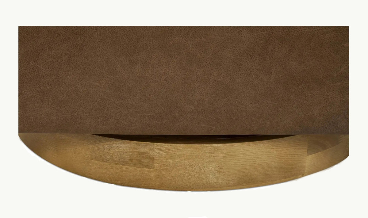 THE LUNA SWIVEL CHAIR