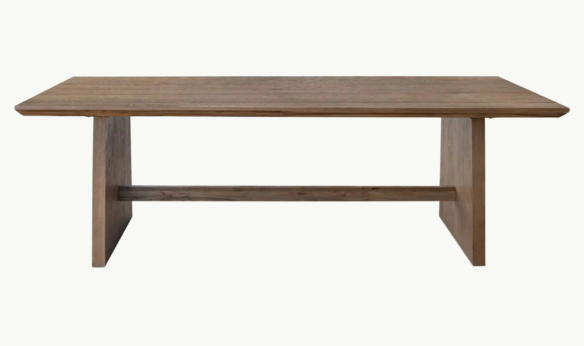 THE SPENCER DINING TABLE