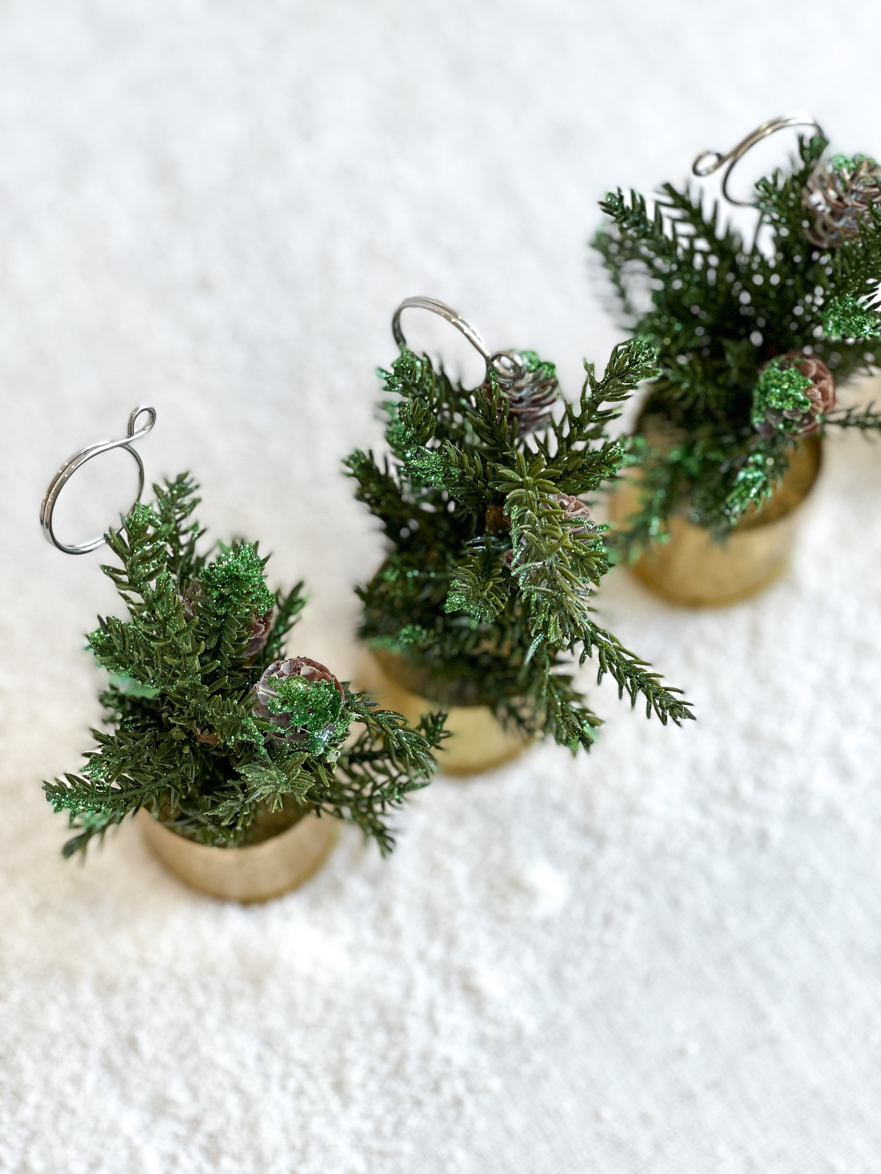 FAUX PINE TREE PLACE CARD HOLDERS
