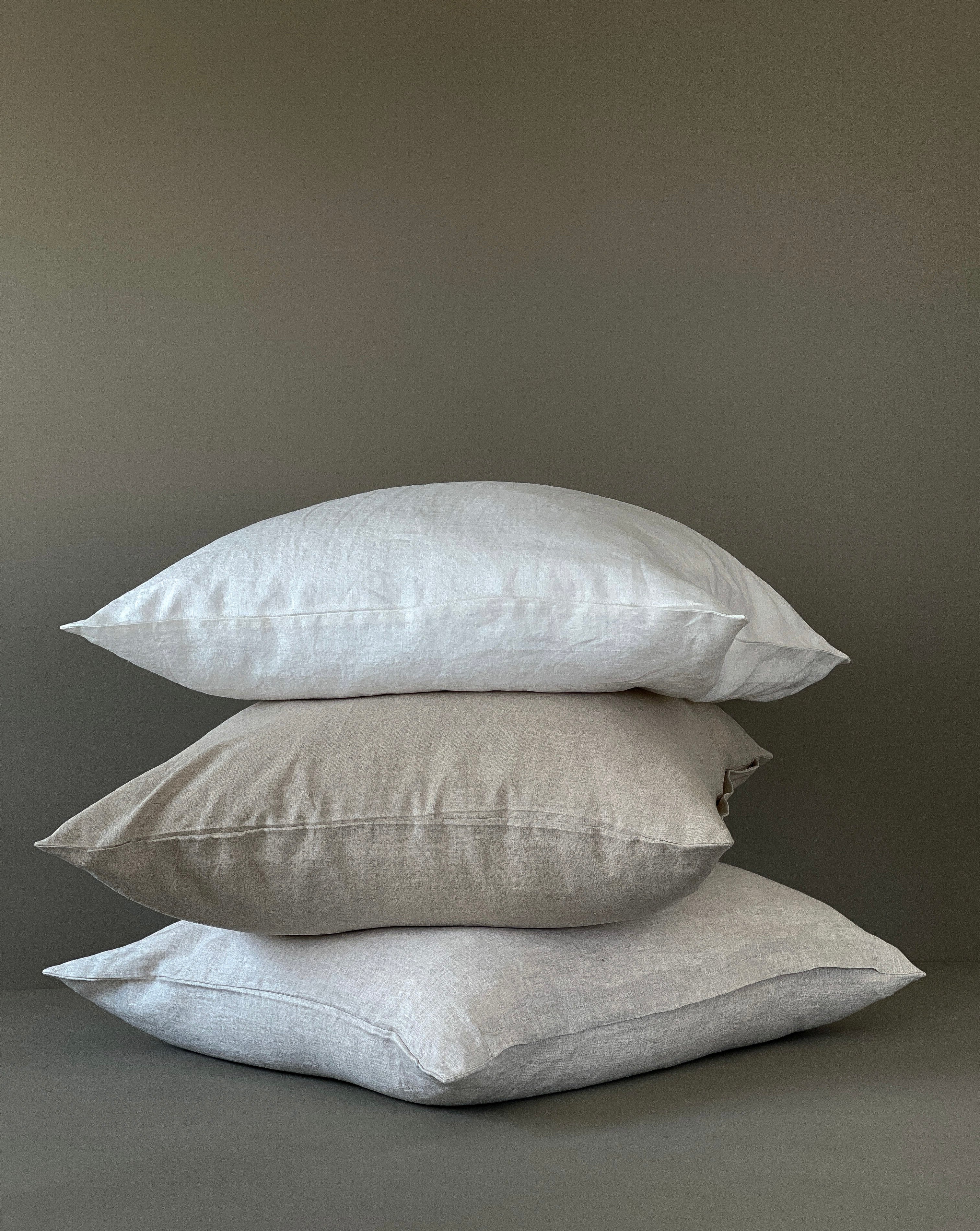 24" SOLID LINEN PILLOW COVER | IVORY | BLVG COLLECTION